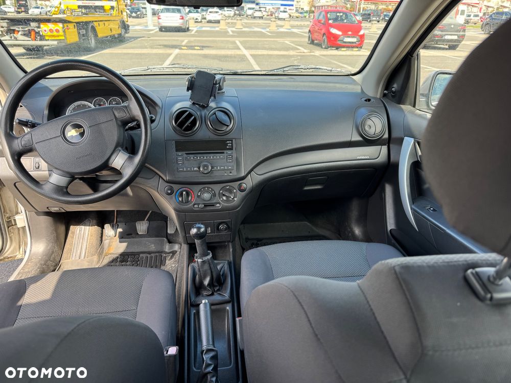 Chevrolet Aveo 1.2 16V Base (air4) - 5