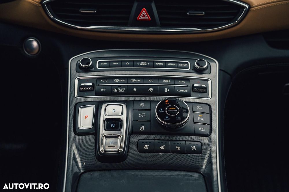 Hyundai Santa Fe - 10