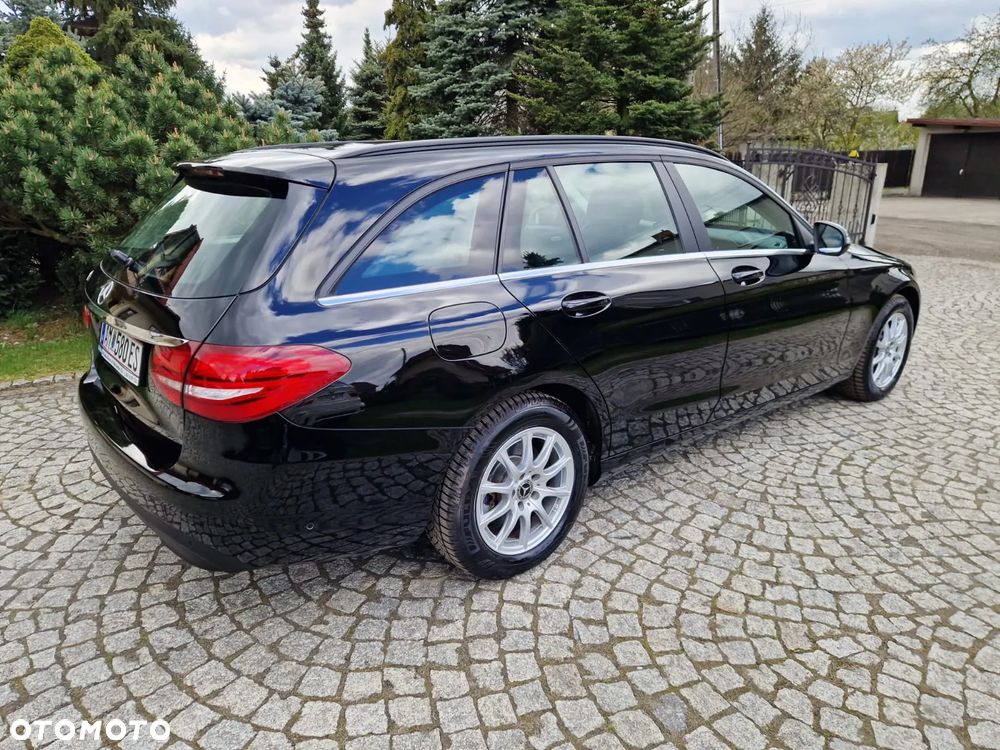 Mercedes-Benz Klasa C 220 CDI DPF Automatik BlueEFFICIENCY Elegance - 7