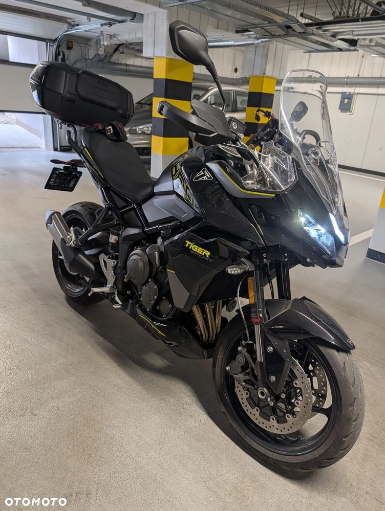 Triumph Tiger - 5