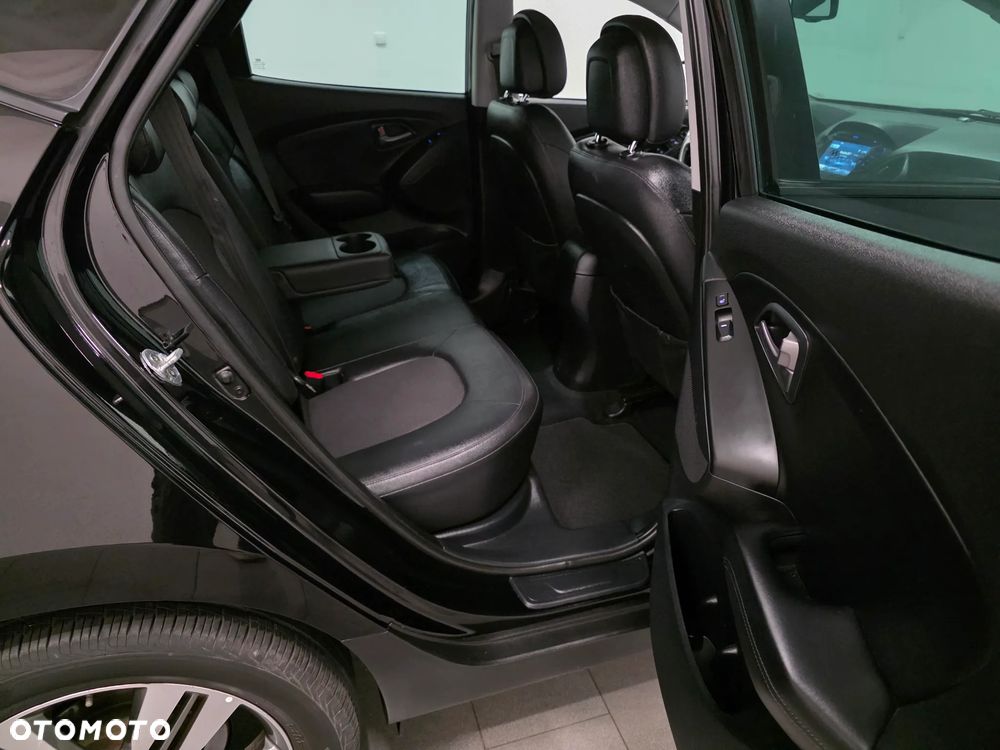 Hyundai ix35 2.0 CRDi 4WD Automatik Premium - 34