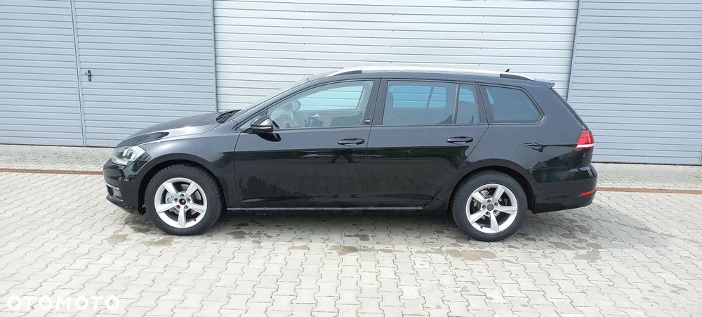 Volkswagen Golf 1.6 TDI DSG Sound - 2
