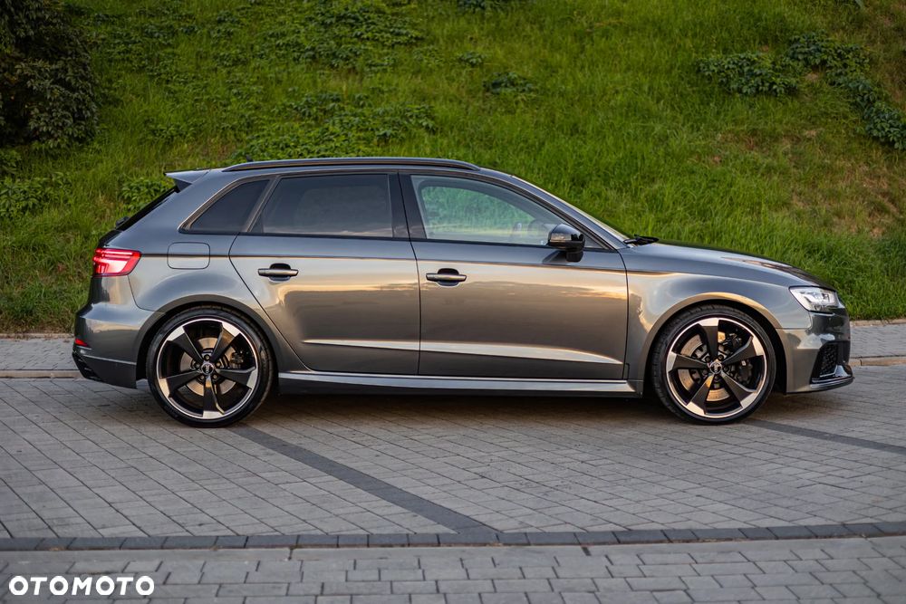 Audi RS3 Sportback TFSI quattro S tronic - 8