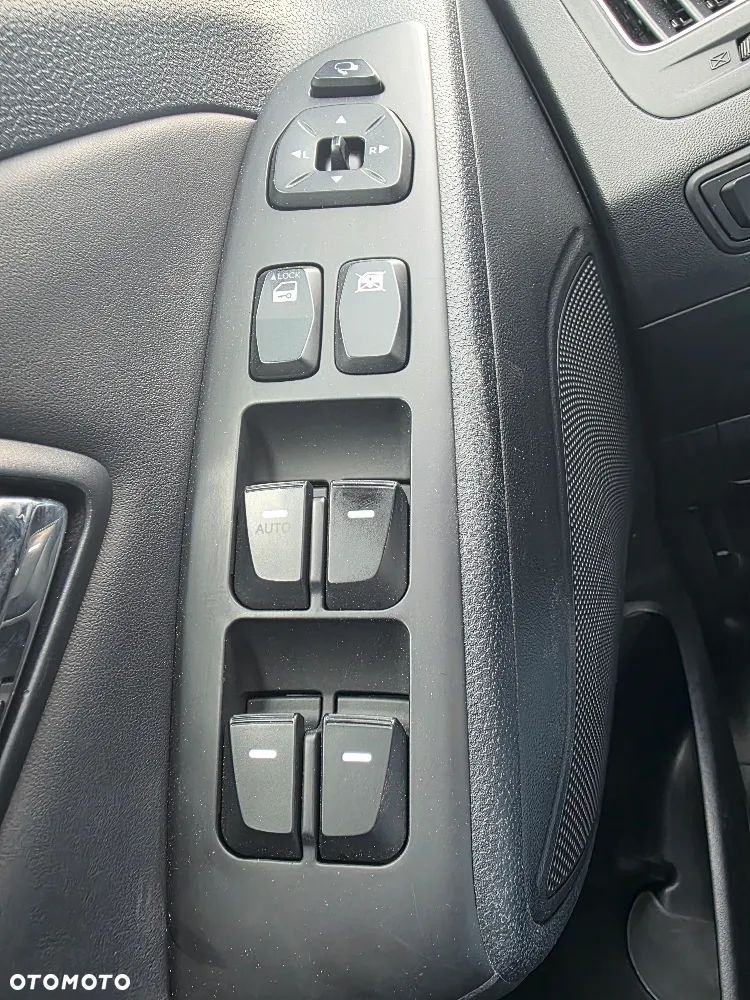 Hyundai ix35 2.0 CRDi Premium 4WD - 24