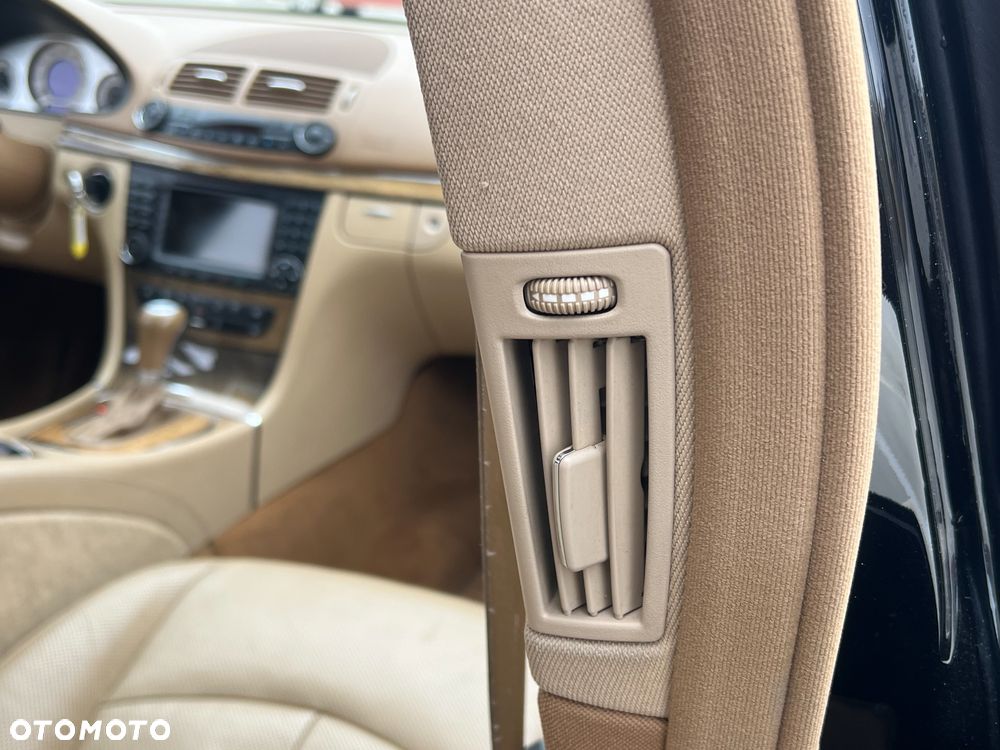 Mercedes-Benz Klasa E 500 4-Matic Avantgarde - 34