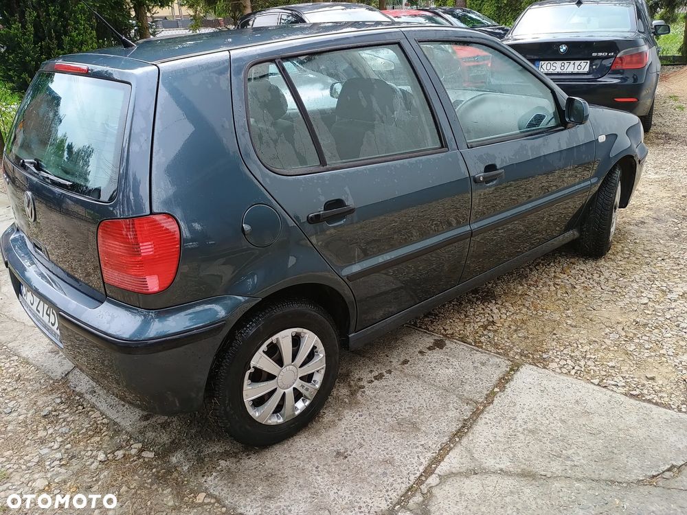 Volkswagen Polo - 4