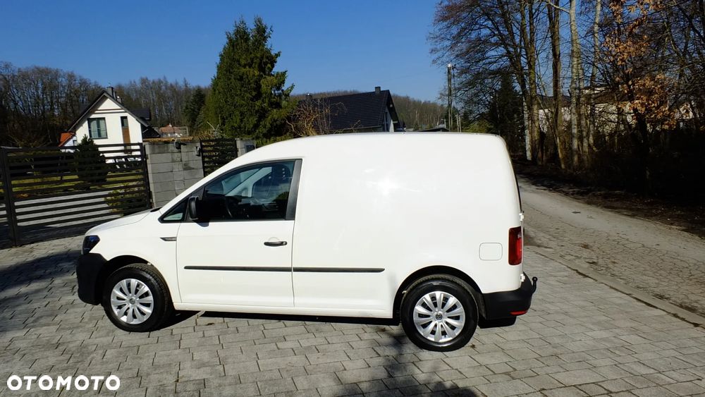 Volkswagen Caddy - 10