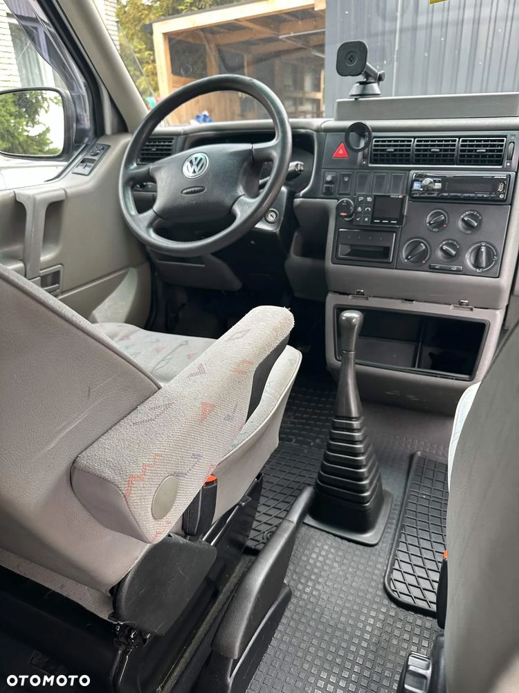 Volkswagen Transporter - 31
