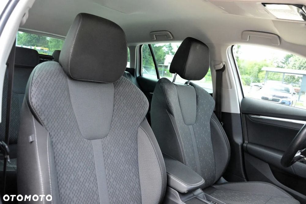 Skoda Octavia 2.0 TDI SCR Style DSG - 18