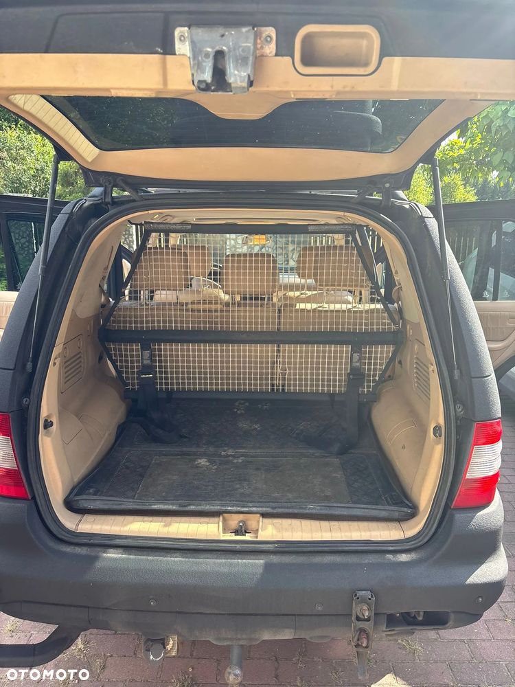 Mercedes-Benz ML 320 - 21