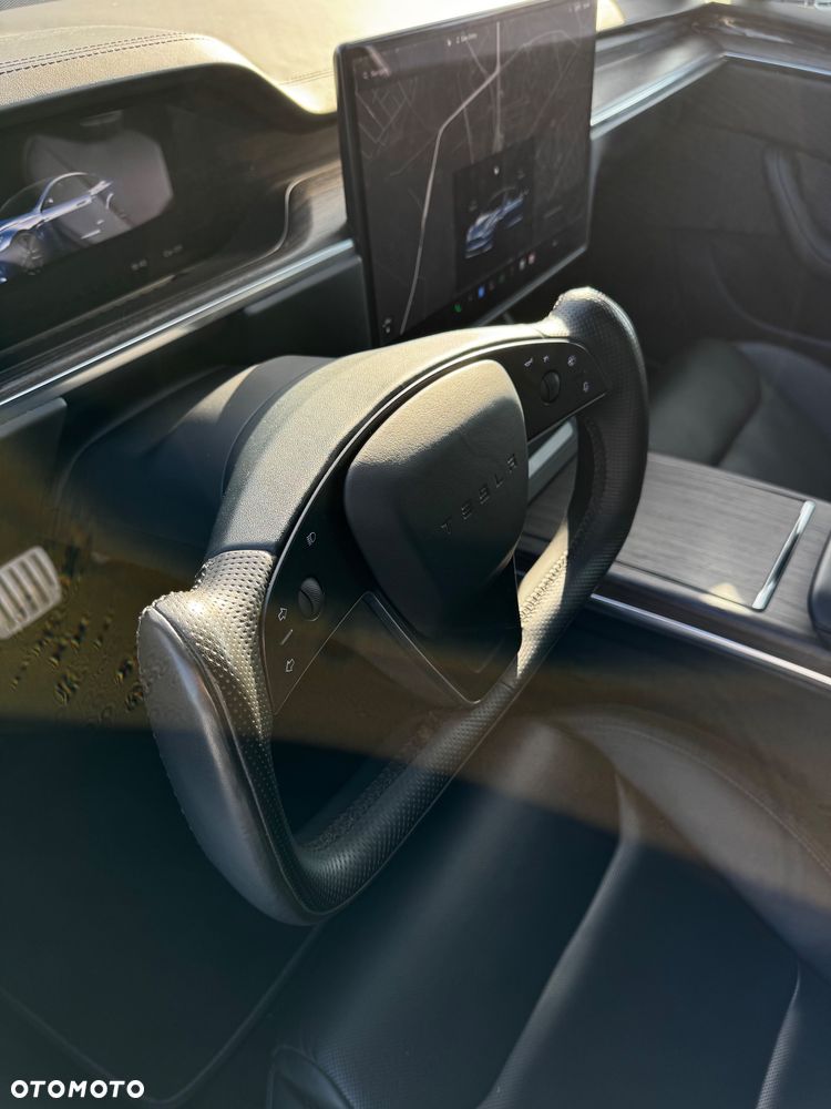 Tesla Model S Long Range - 8