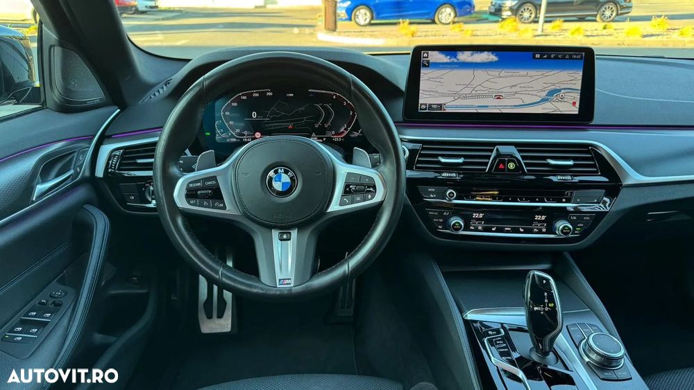 BMW Seria 5 520d xDrive Touring Aut. M Sport Edition - 15