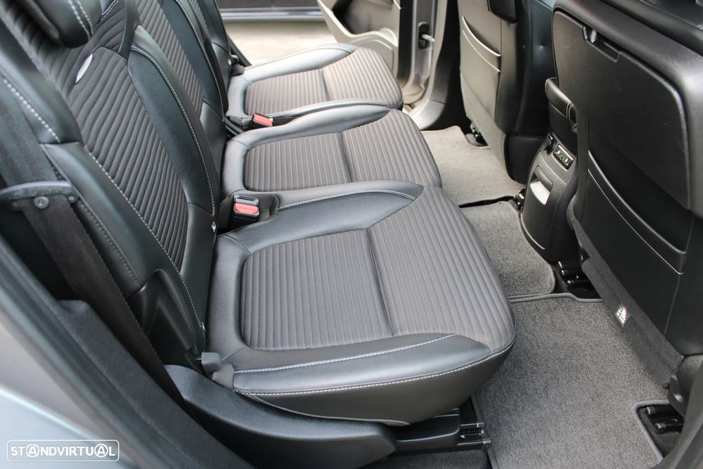 Renault Scénic dCi 110 FAP EDC Bose Edition - 47