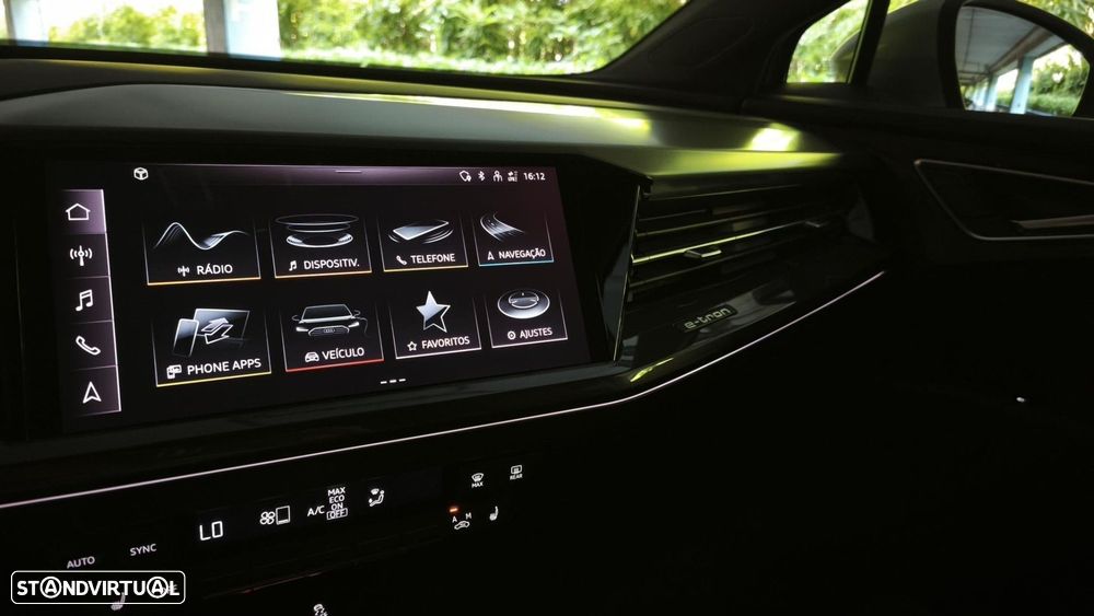 Audi Q4 e-tron - 49