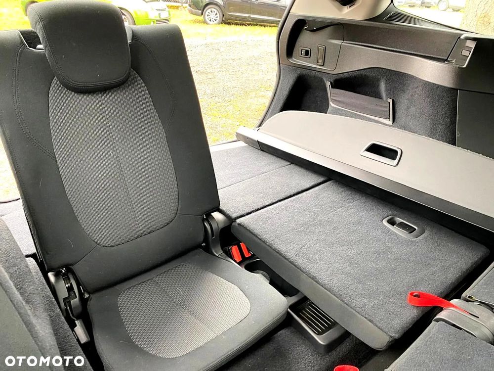 BMW Seria 2 216d GT - 9