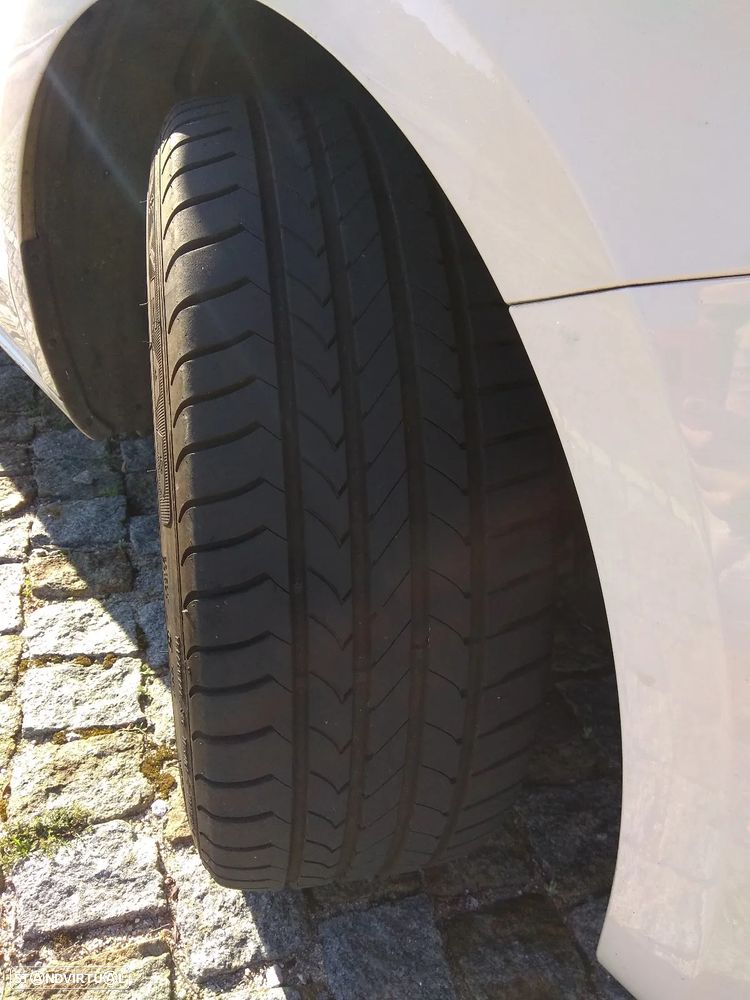 Audi A1 1.6 TDI S line edition - 4