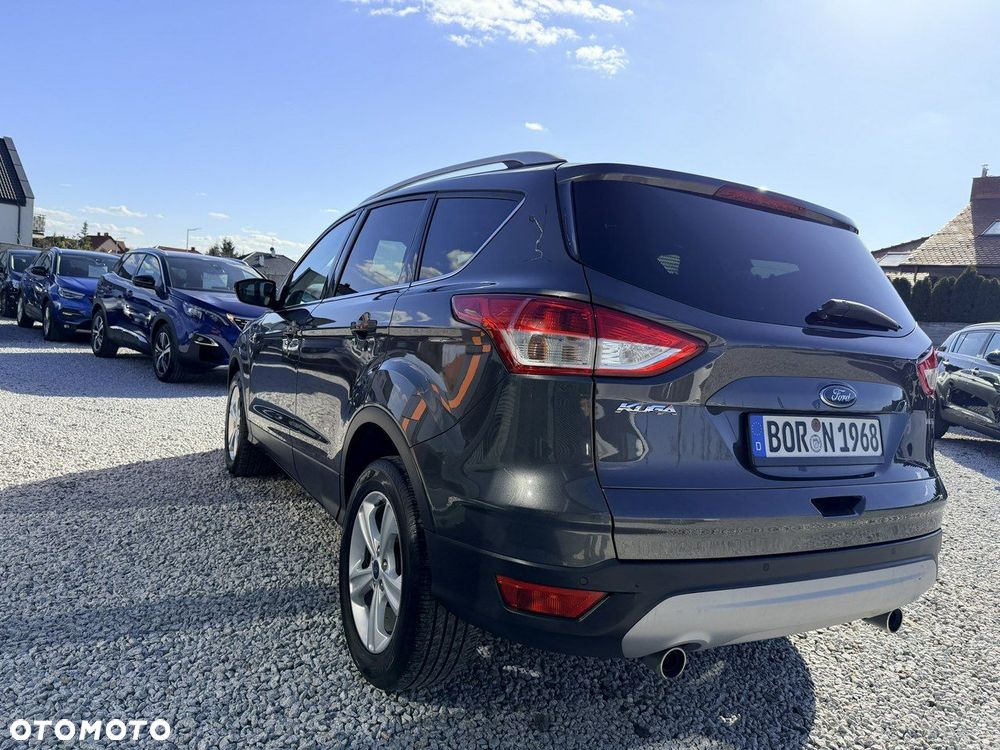 Ford Kuga 2.0 TDCi 4x2 Titanium - 3