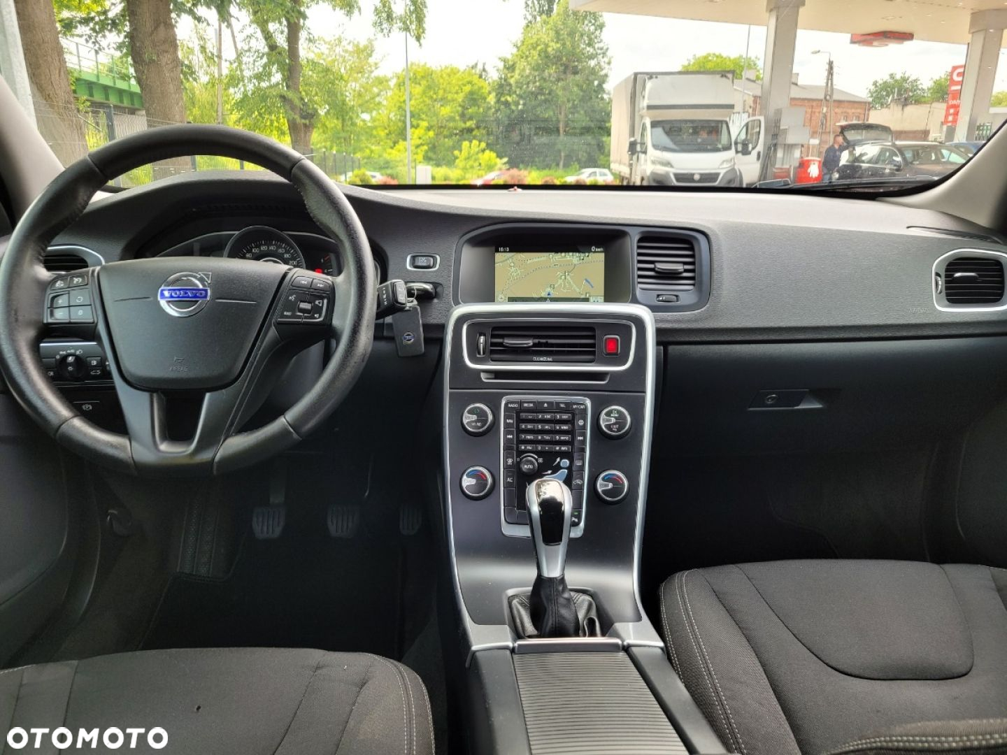 Volvo V60 D2 Summum - 21