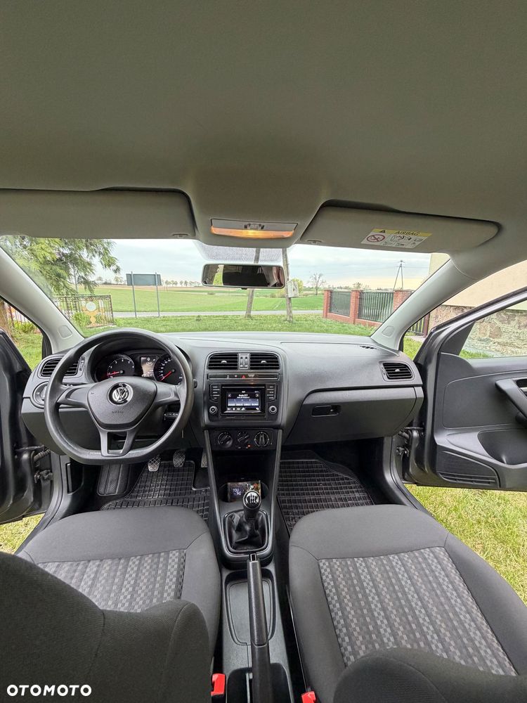Volkswagen Polo 1.0 Blue Motion Technology beats - 11