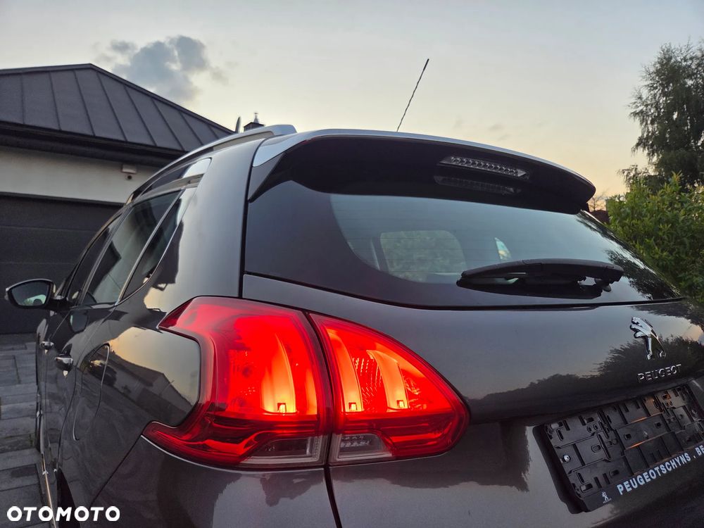 Peugeot 2008 1.6 VTi Allure - 4