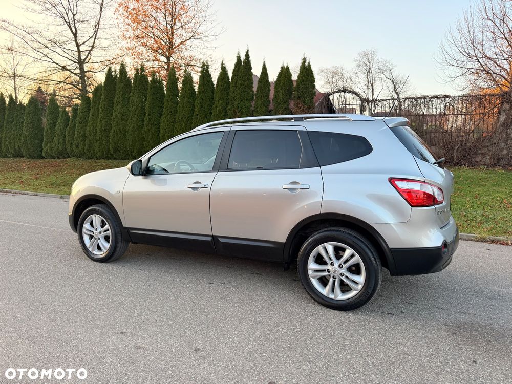 Nissan Qashqai+2 - 25