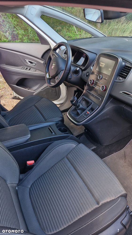 Renault Scenic - 7