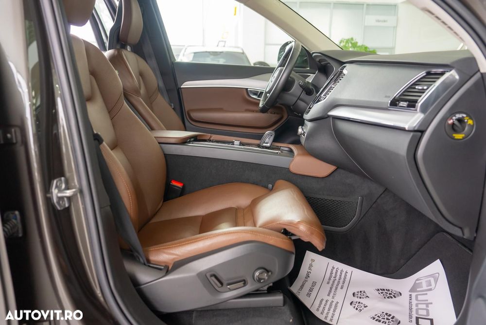 Volvo XC 90 B5 D AWD Geartronic Momentum Pro - 18