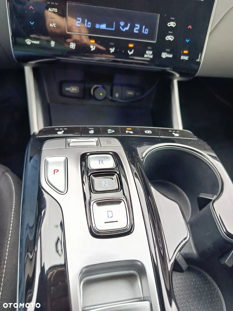 Hyundai Tucson 1.6 T-GDi 48V Platinum 2WD DCT - 16