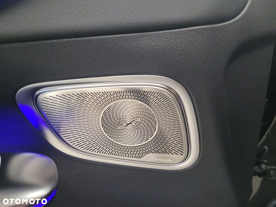 Mercedes-Benz GLC - 12