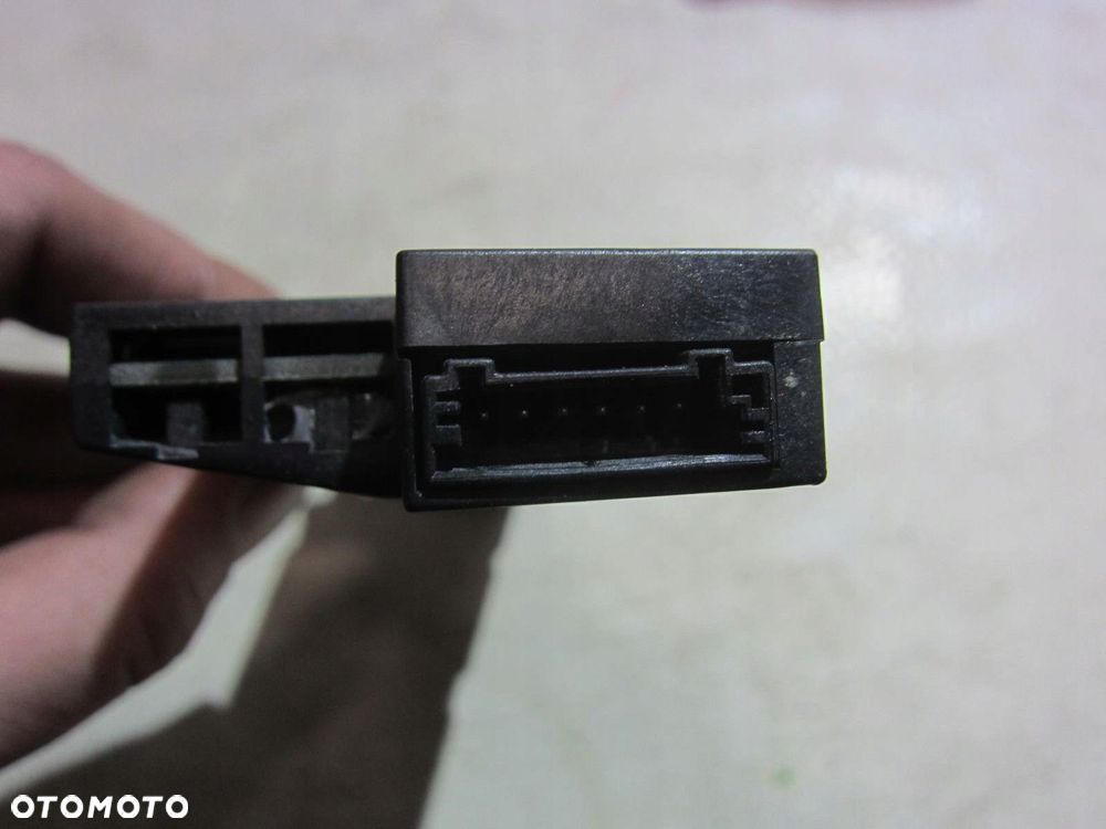 BMW 5 F07 GT WZMACNIACZ ANTENOWY DIVERSITY 65209228949 9217861 - 5