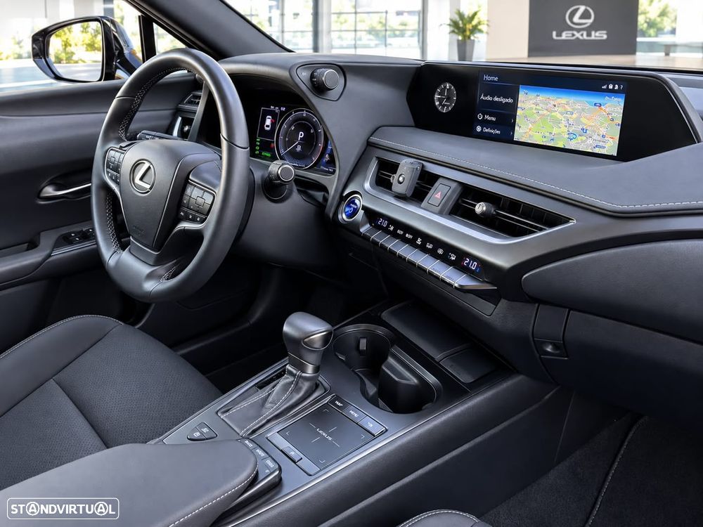 Lexus HS Hybrid - 4