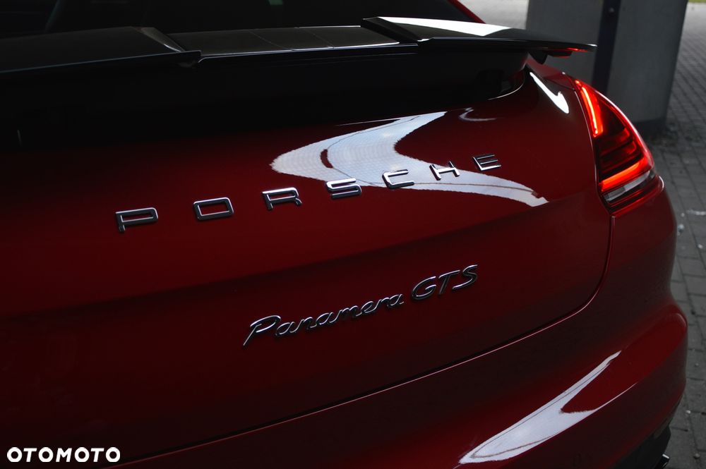 Porsche Panamera GTS PDK - 5
