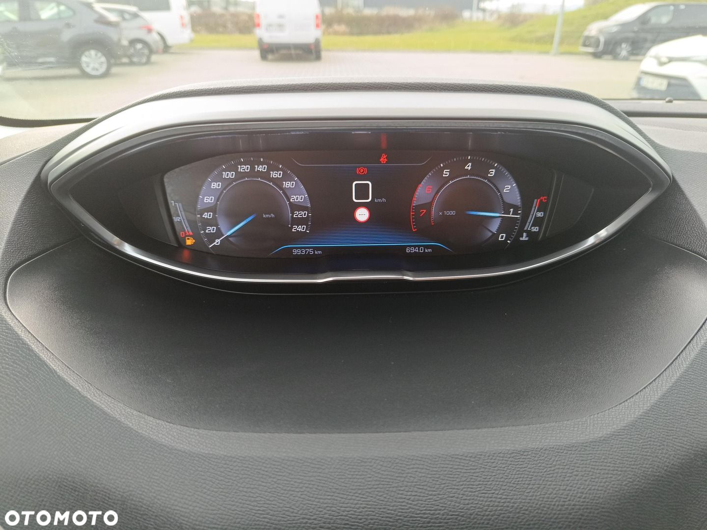 Peugeot 3008 1.2 PureTech Allure S&S - 16