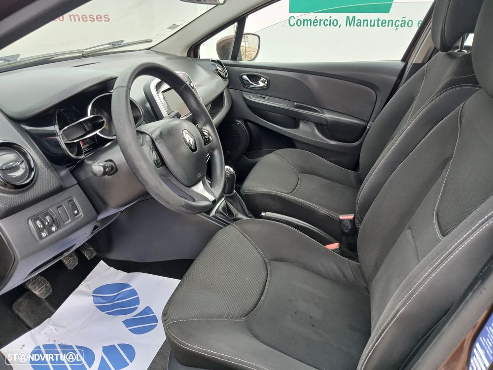 Renault Clio Sport Tourer 0.9 TCE Dynamique S - 13