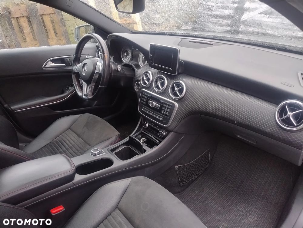 Mercedes-Benz Klasa A 200 (BlueEFFICIENCY) 7G-DCT AMG Sport - 8