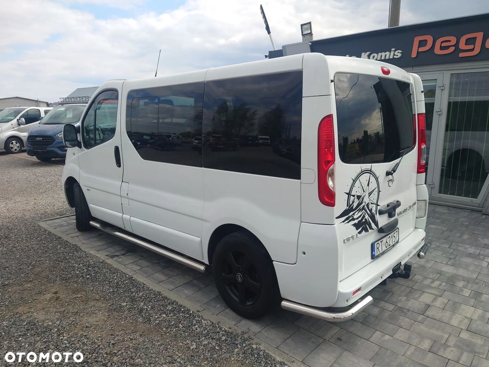 Opel Vivaro - 6