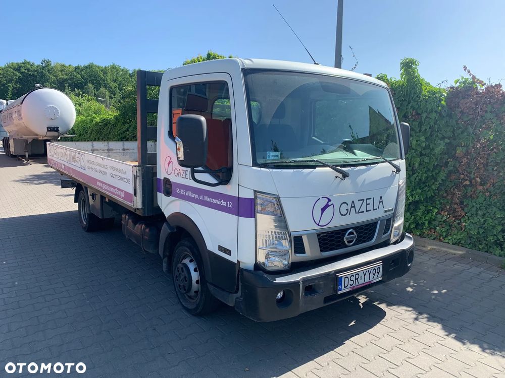 Nissan CABSTAR NT400 - 1