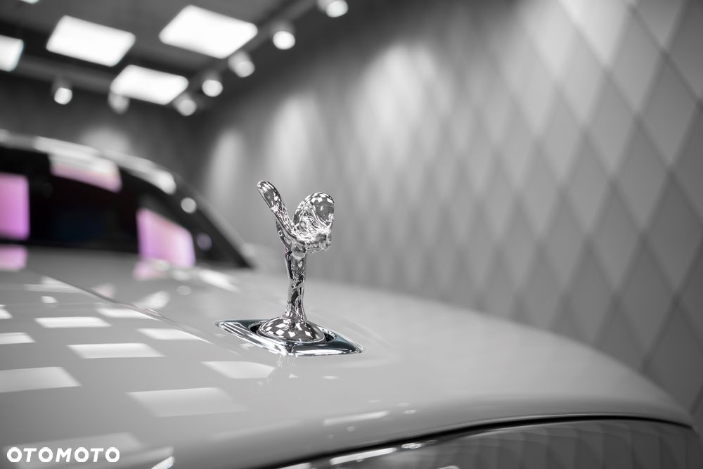 Rolls-Royce Cullinan - 8