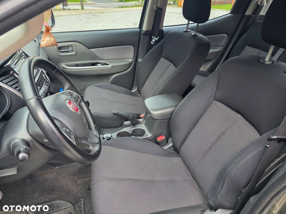 Fiat Fullback 2.4 MJ DC LX Silver + - 9