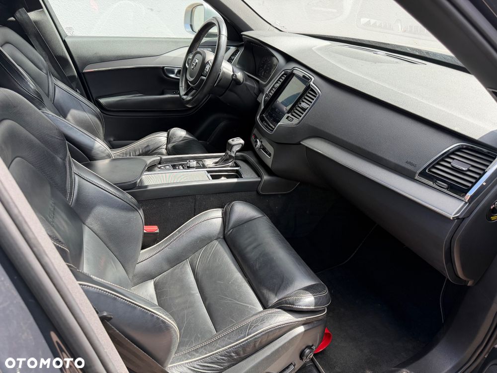 Volvo XC 90 D4 FWD R-Design 7os - 16