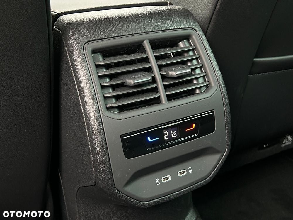 Cupra Formentor 1.5 TSI DSG - 36