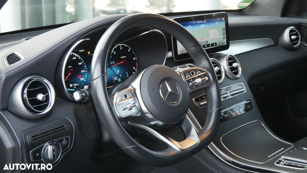 Mercedes-Benz GLC Coupe 220 d 4Matic 9G-TRONIC AMG Line - 3