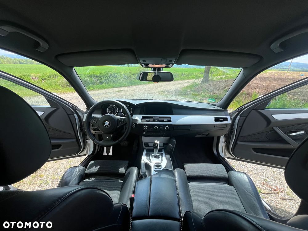 BMW Seria 5 530xd - 25