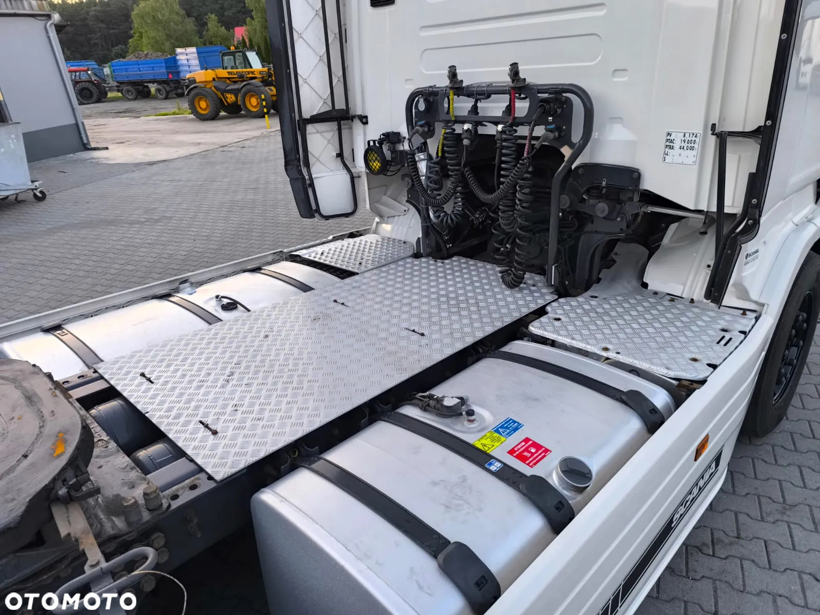 Scania R450  FULL LED.  FULL AIRx6. XENON - 3