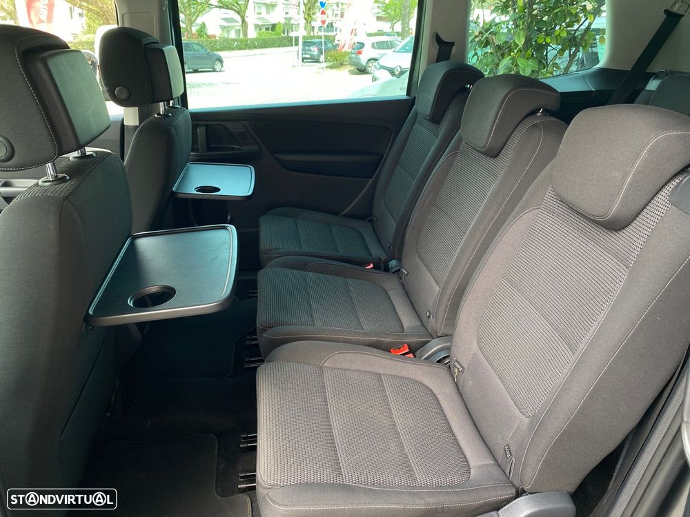 VW Sharan 2.0 TDI Confortline DSG - 11