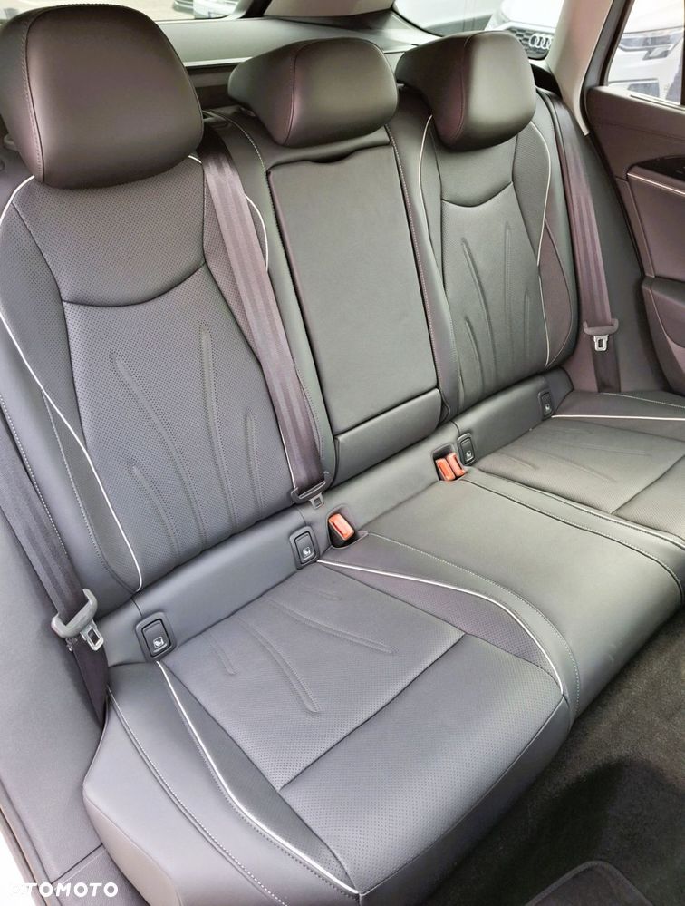 Volkswagen Passat - 19