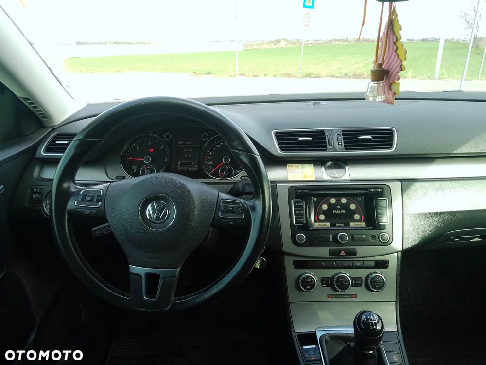 Volkswagen Passat 1.6 TDI Trendline - 7