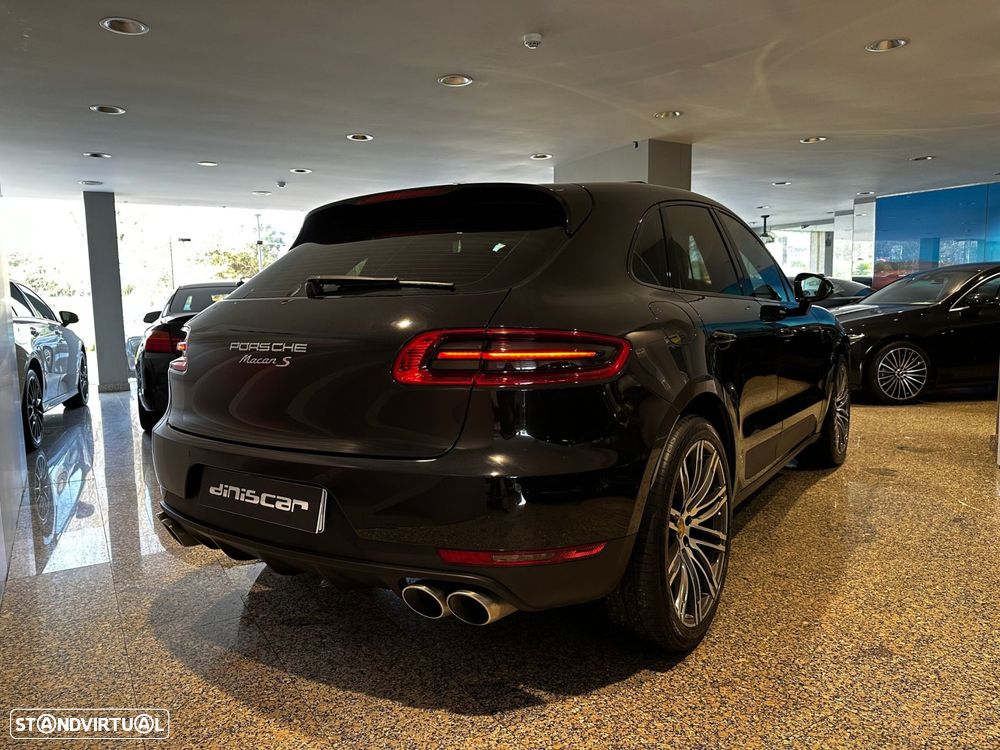 Porsche Macan S - 35