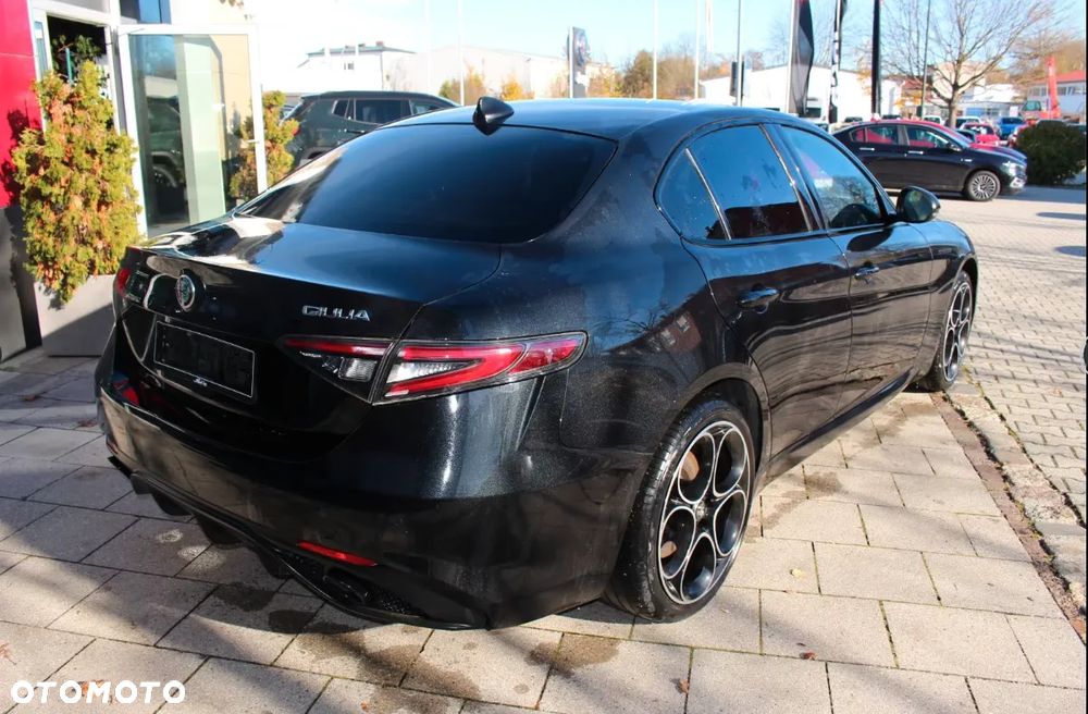 Alfa Romeo Giulia 2.0 Turbo Competizione Q4 - 7