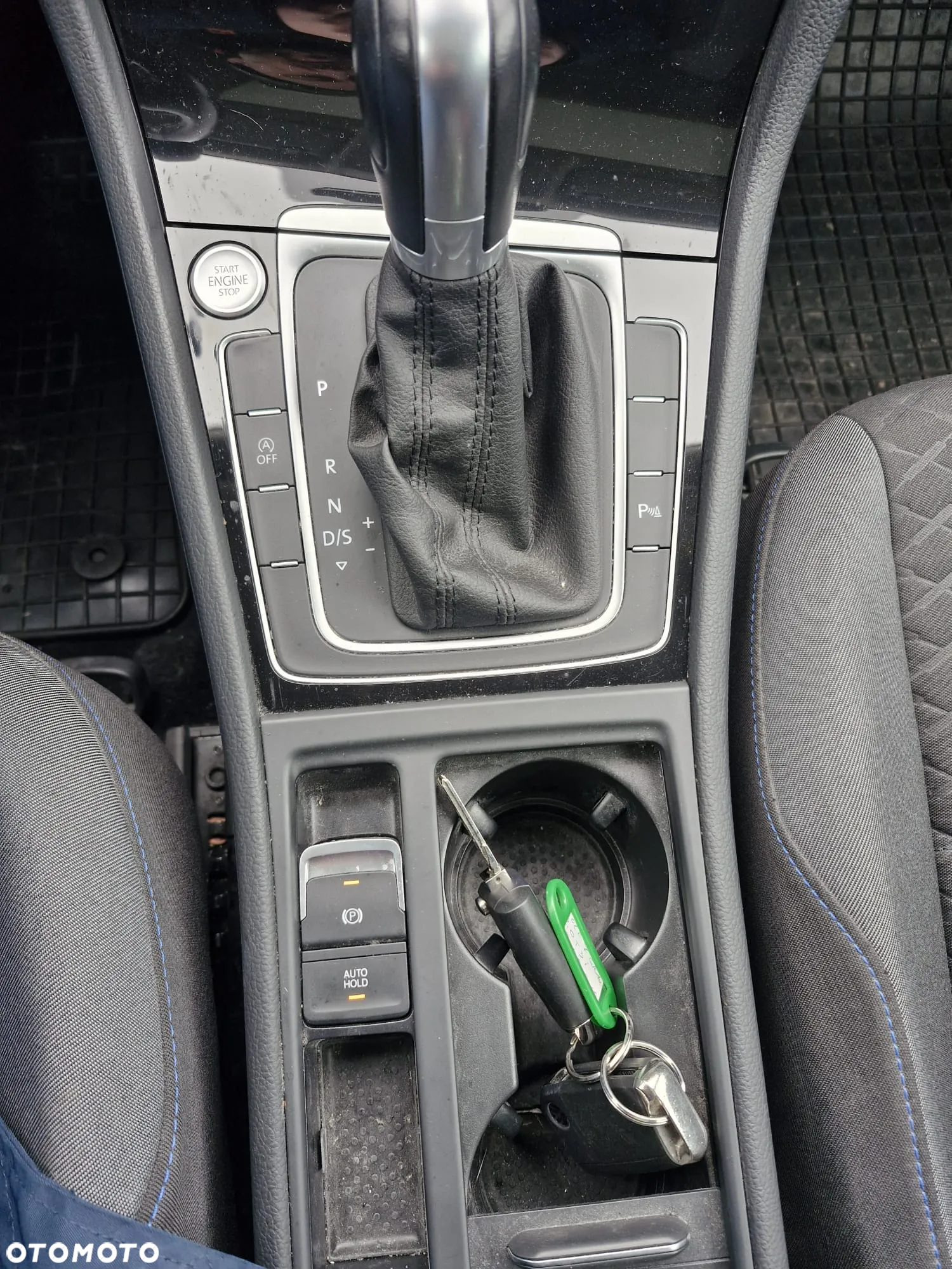 Volkswagen Golf - 15